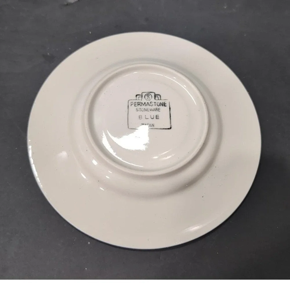 Permastone Stoneware Saucers, Set‎ of 4, Vintage White Plates With Blue Trim